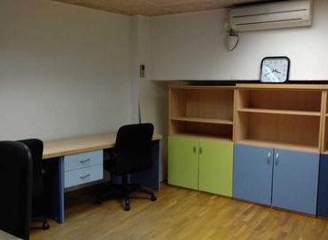 50 m² Business space place up for rent in Barcelona, Valencia 63 (08015) - 8 | MatchOffice.com