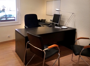 Explore oficinas compartidas en Gràcia 20 m², Carrer de Nil Fabra 34-36 - 4 | MatchOffice.es