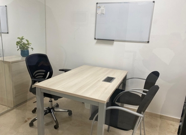 Business center disponible para alquilar en Sants-Montjuic 1000 m², Carrer de Valencia 63 - 0 | MatchOffice.es
