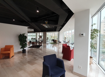 Centros de negocio en alquiler en Pamplona 60 m², Calle de Arcadio María Larraona - 8 | MatchOffice
