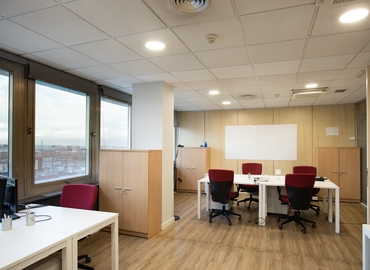 Alquile coworking en Madrid Centro 78 m², Calle Capitán Haya 1 - 16 | MatchOffice.es