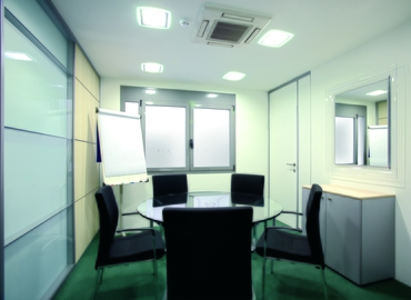 Alquile sala de juntas en Zaragoza 26 m², C/Doctor Casas 20 - 16 | MatchOffice.es