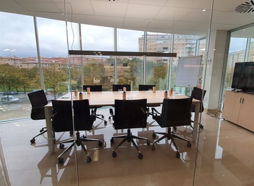 Elija sala de reuniones en Pamplona 60 m², Calle de Arcadio María Larraona - 11 | MatchOffice