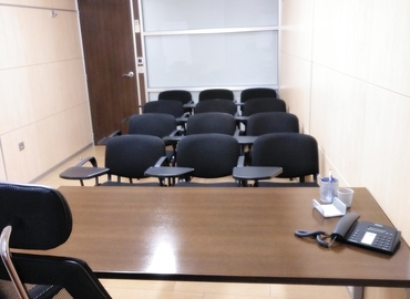 Alquile sala de conferencias en Castelló 25 m², Calle Poeta Verdaguer 1 - 9 | MatchOffice