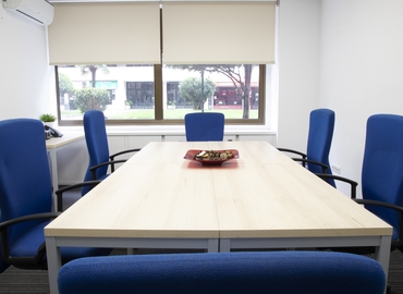 Alquile sala de juntas fiable en Madrid Centro 50 m², Paseo de la Castellana 153 Bajo - 5 | MatchOffice