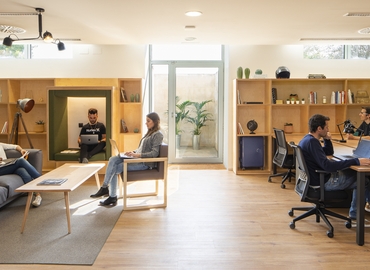 Explore coworking en Barcelona Sarrià Sant Gervasi 150 m², Carrer de Lluís Muntadas - 4 | MatchOffice.es