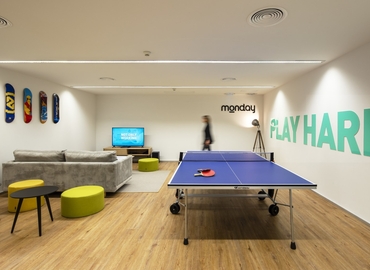 Explore oficinas de coworking en Barcelona Sarrià Sant Gervasi 150 m², Carrer de Lluís Muntadas - 8 | MatchOffice.es