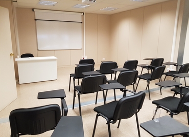 40 m² Business center building up for rent in Barcelona Les Corts, Carrer de Londres (08029) - 3 | MatchOffice
