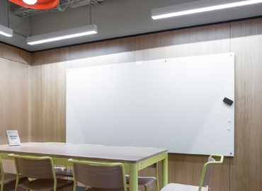 Observe oficinas temporales en Barcelona 150 m², Carrer Tànger 86  - 4 | MatchOffice.es