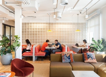 Oficina comercial confortable disponible para alquilar en Madrid Chamberi 150 m², Calle Eloy Gonzalo 27 - 3 | MatchOffice.es