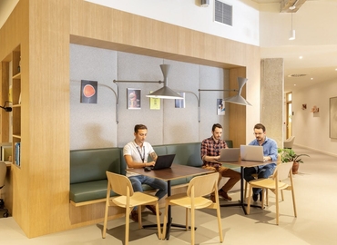 Centros de oficinas disponible para alquilar en Madrid Centro 70 m², C/ Méndez Ávaro 20 - 3 | MatchOffice.es