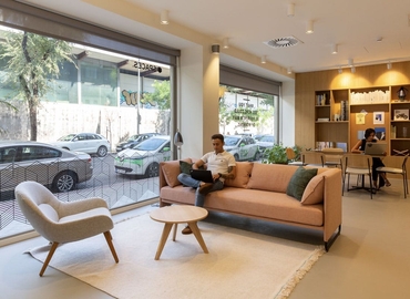 Micentro de negocio en alquiler en Madrid Centro 70 m², C/ Méndez Ávaro 20 - 5 | MatchOffice.es