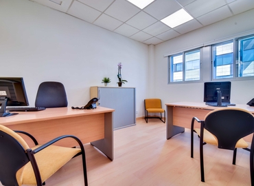 Parque empresarial disponible para alquilar en Madrid Centro 28 m², Calle Isabel Colbrand 10-12 Plt 5 Ofic 151 - 17 | MatchOffice.es