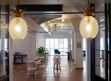 Alquile oficinas de coworking en Madrid Tetuán 160 m², Calle Naranjo 9 - 15 | MatchOffice.es
