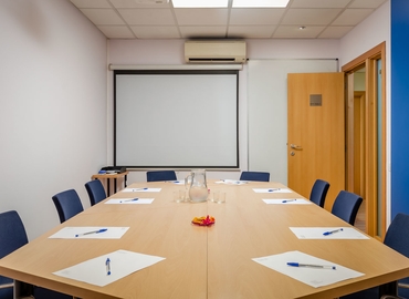 Reserve sala de juntas acogedora en Barcelona 16 m², Carrer de Paris 45-47 - 3 | MatchOffice