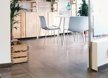 Oficina en alquiler en Burgos 12 m², Calle Santa Águeda 40 - 2 | MatchOffice.es