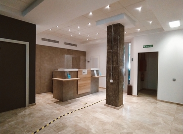 Alquile oficinas compartidas en Barcelona 150 m², Calle Gomis 34 - 3 | MatchOffice.es