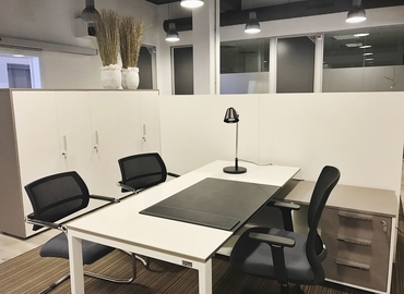 Observe oficinas de coworking en Barcelona 150 m², Calle Gomis 34 - 5 | MatchOffice