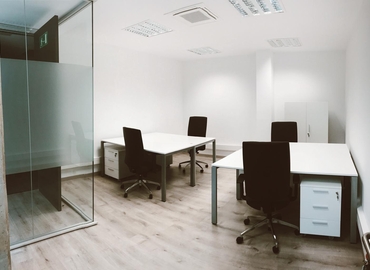 Alquile oficinas compartidas en Barcelona 150 m², Calle Gomis 34 - 8 | MatchOffice