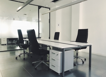 Alquile coworking en Barcelona 150 m², Calle Gomis 34 - 11 | MatchOffice