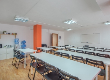 Alquile sala de reuniones fiable en Málaga 55 m², Calle Alejandro Dumas 17 - 5 | MatchOffice.es