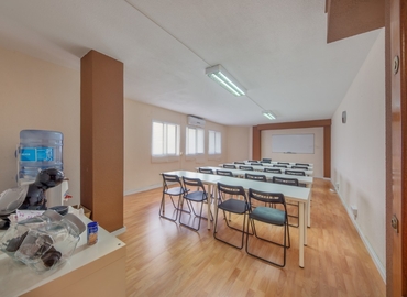 Alquile oficinas compartidas en Málaga 55 m², Calle Alejandro Dumas 17 - 1 | MatchOffice