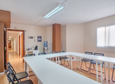 Alquile oficinas compartidas en Málaga 55 m², Calle Alejandro Dumas 17 - 2 | MatchOffice