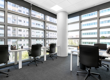 90 m² Business space building up for rent in Zaragoza, Avenida de Juan Pablo II 35 (50009) - 3 | MatchOffice.com