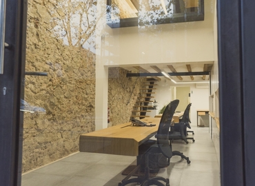 Explore coworking en Eixample 30 m², Carrer del Consell de Cent 153 bajos local - 16 | MatchOffice.es