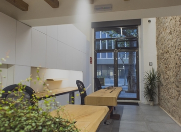 Explore coworking en Eixample 30 m², Carrer del Consell de Cent 153 bajos local - 17 | MatchOffice