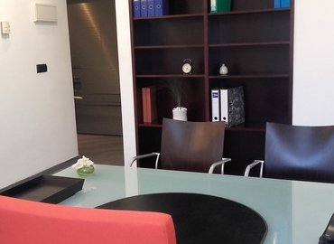 18 m² Business space in Seville, Paseo de las Delicias 1 (41001) - 4 | MatchOffice