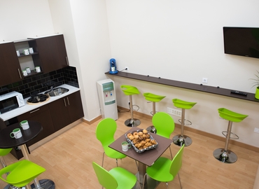 Centros de oficinas en alquiler en Madrid Centro 28 m², Calle Isabel Colbrand 10-12 Plt 5 Ofic 151 - 3 | MatchOffice