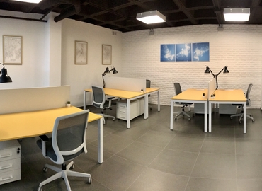 Lease flexible a 54 m² Coworking space  in Almeria, C/ Chillida (04740) - 1 | MatchOffice