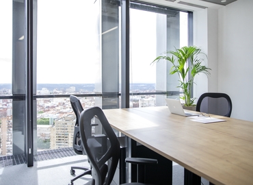 Explore oficinas compartidas en Madrid Centro 300 m², Paseo de la Castellana 95 - 2 | MatchOffice