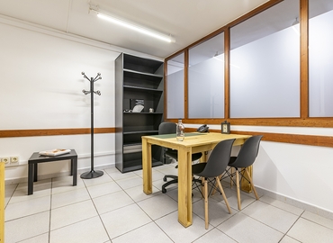 40 m² Business space in Tarragona, Via de l'Imperi Romà 11 (43003) - 7 | MatchOffice.com