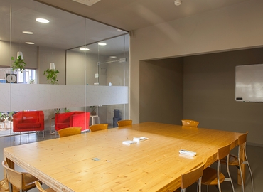 Alquile coworking en Sants-Montjuic 1000 m², Carrer de Blesa 27 - 33 | MatchOffice.es