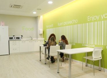Parque empresarial en alquiler en Mataró 1800 m², Ronda President Irla 26 - 19 | MatchOffice