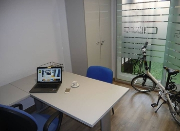 Business center en alquiler en Eixample 12 m², Carrer de Rocafort 240 - 2 | MatchOffice