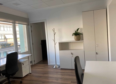Oficina asequible en alquiler en Eixample 18 m², Via Augusta 29 - 0 | MatchOffice.es