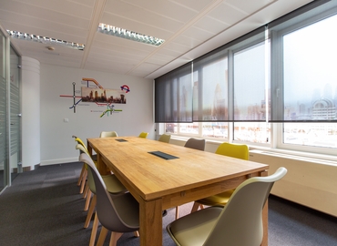 52 m² Conference hall in Madrid Salamanca, Calle María de Molina (28006) - 1 | MatchOffice.com