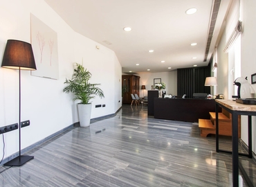 Alquile sala de conferencias equipada en Sevilla 28 m², Paseo de las Delicias 1 - 2 | MatchOffice