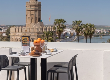 Reserve sala de reuniones fiable en Sevilla 28 m², Paseo de las Delicias 1 - 4 | MatchOffice.es