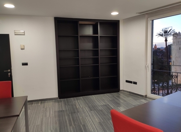 Reserve sala de reuniones acogedora en Sevilla 28 m², Paseo de las Delicias 1 - 9 | MatchOffice