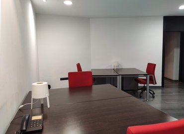 Elija sala de reuniones acogedora en Sevilla 32 m², Paseo de las Delicias 1 - 10 | MatchOffice