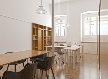 40 m² Conference room in Seville, Pasaje Mallol (41003) - 1 | MatchOffice