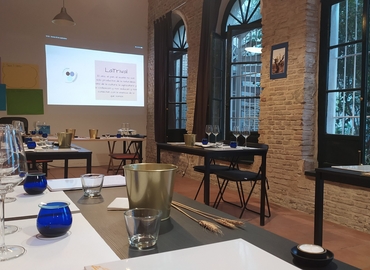 60 m² Conference room in Seville, Calle González Cuadrado 22 (41003) - 5 | MatchOffice.com