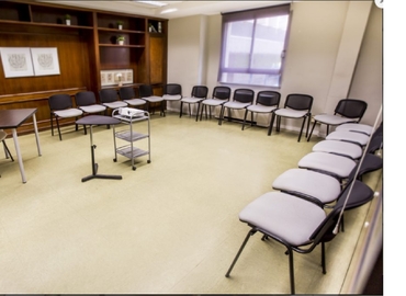 Elija sala de reuniones acogedora en Madrid Chamberi 120 m², Plaza de José Moreno Villa 2 - 0 | MatchOffice.es
