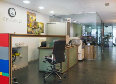 Micentro de negocio disponible para alquilar en Eixample 100 m², Carrer d´Arago 366 - 16 | MatchOffice.es