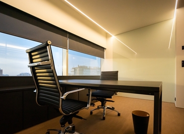 Reserve sala de reuniones fiable en Sevilla 35 m², Calle Esclusa - 3 | MatchOffice.es