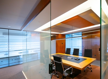 Reserve sala de conferencias fiable en Sevilla 35 m², Calle Esclusa - 6 | MatchOffice